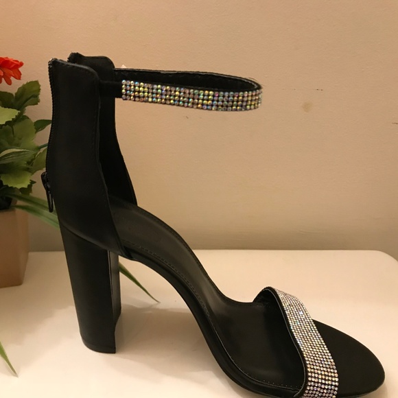 Glam Heels - Picture 1 of 2